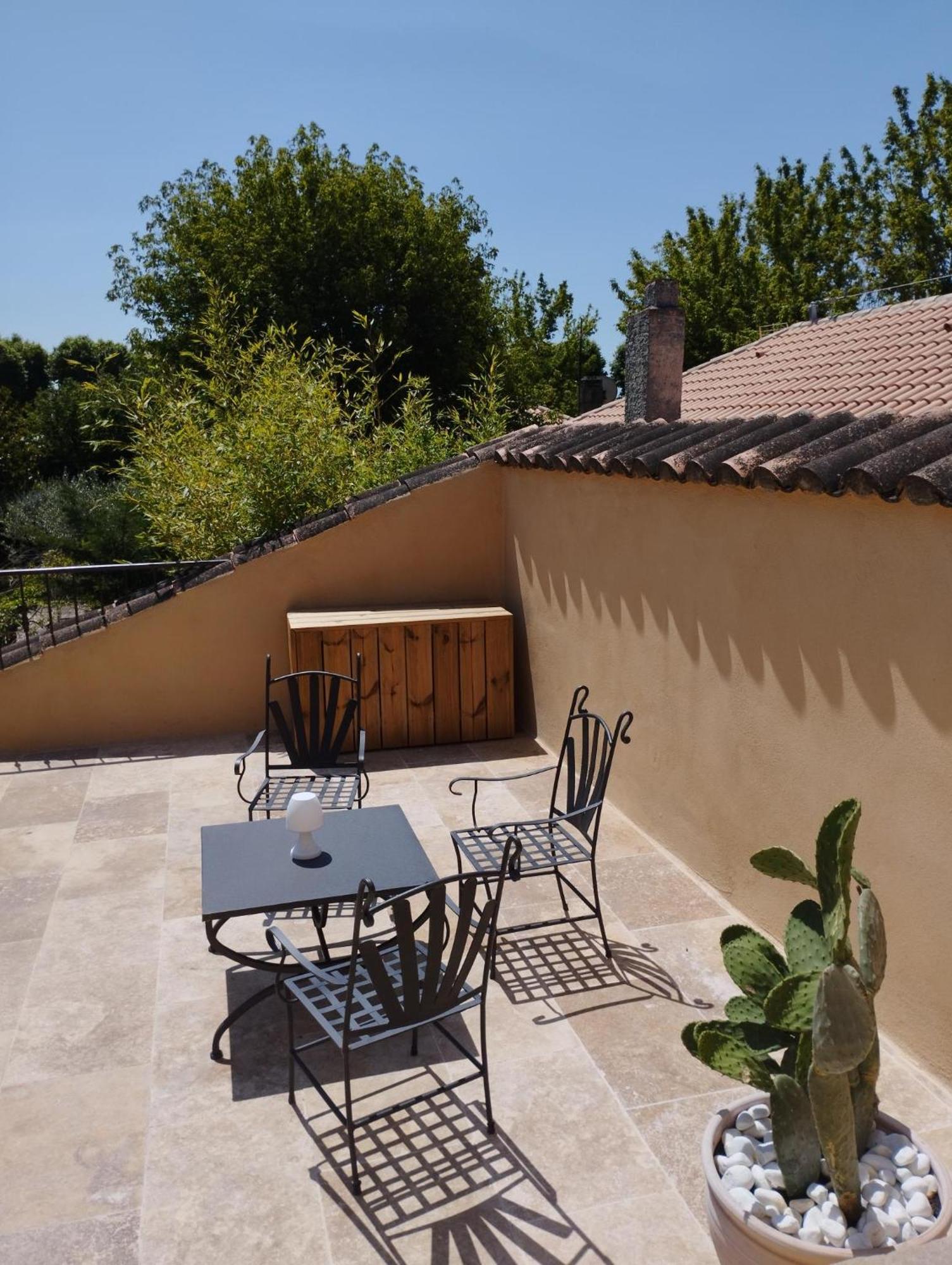 Les Tilleuls Cavaillon Exterior photo