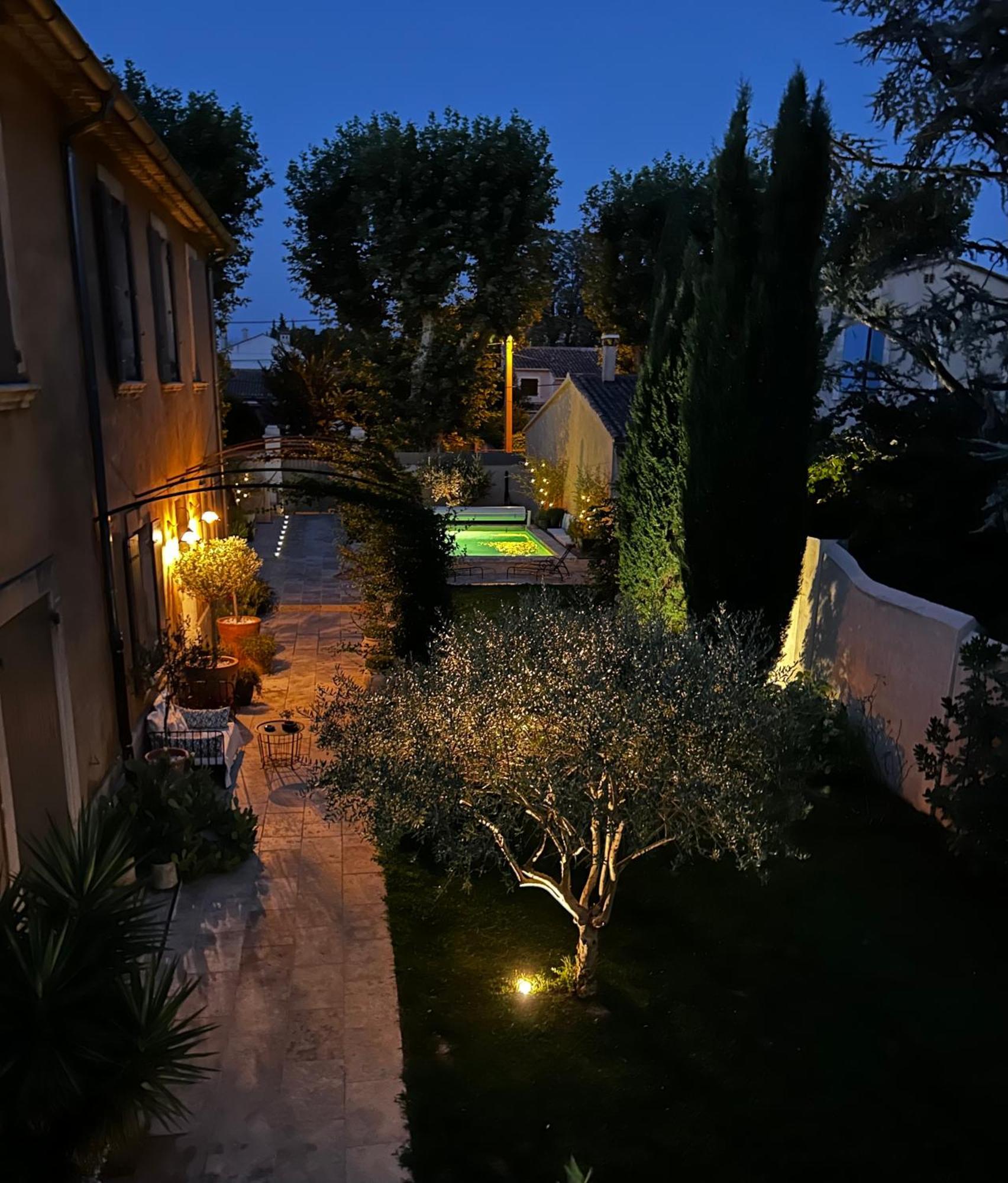 Les Tilleuls Cavaillon Exterior photo